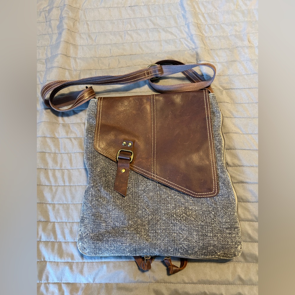 Shoulder or crossbody bag